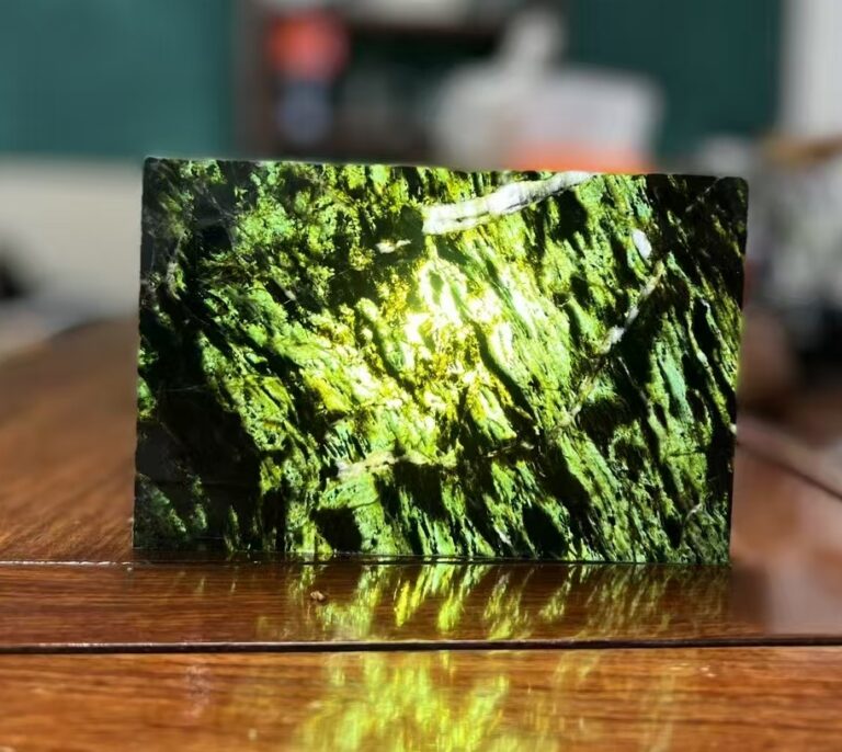 Opal Green Backlit effect